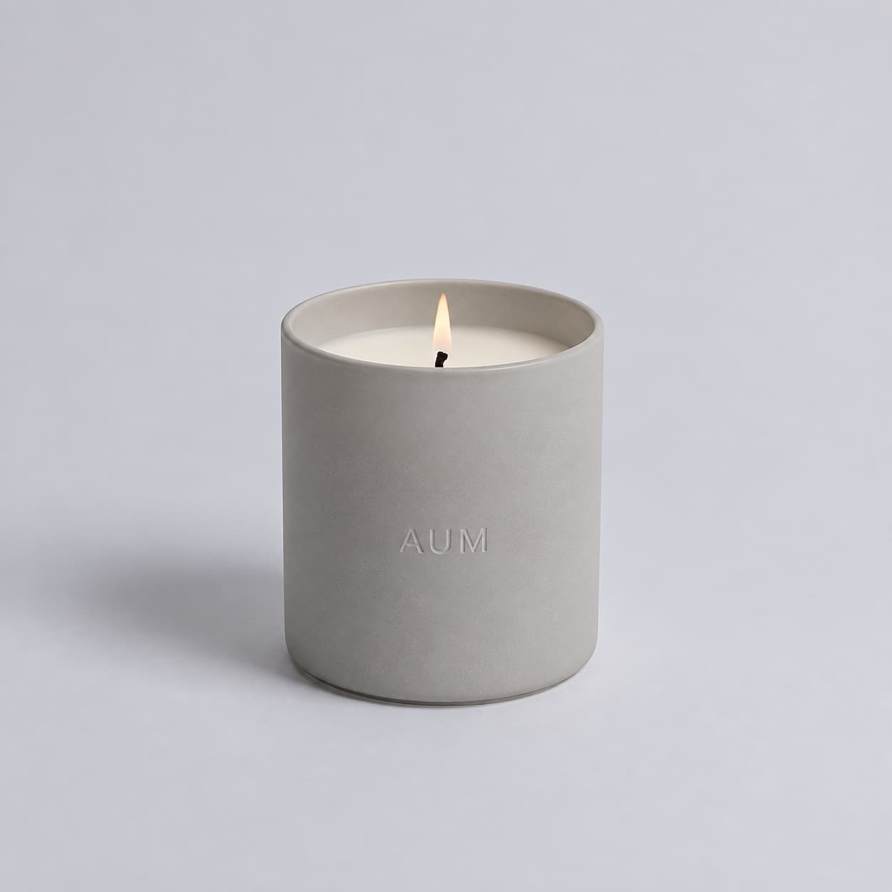 SYNC mineral-grey ceramic candle